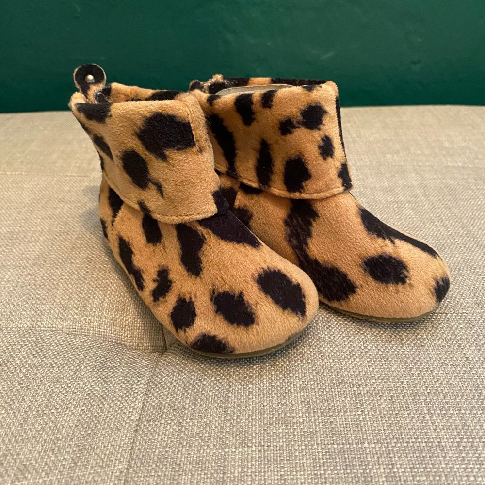 NWT Baby Gap Toddler Size 5 Booties